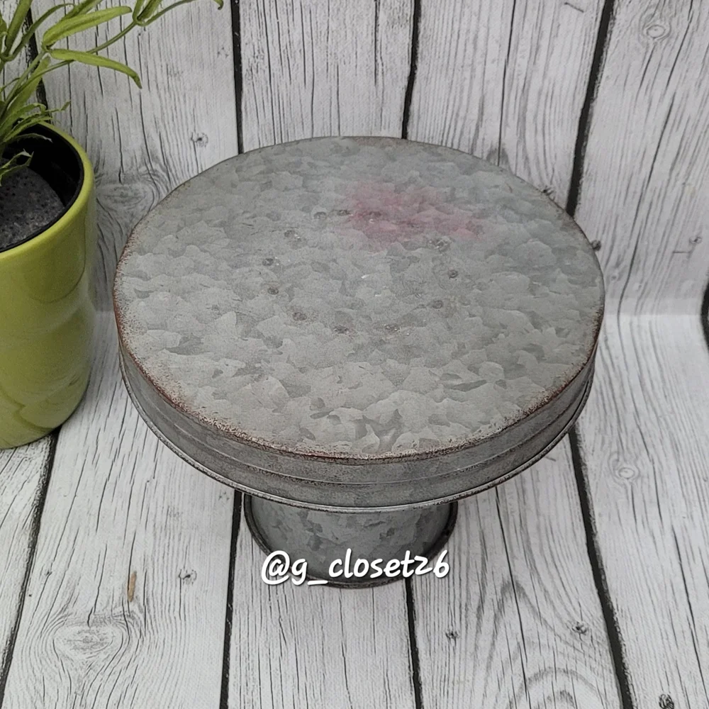 Pier 1 Industrial Gray Metal Display Stand